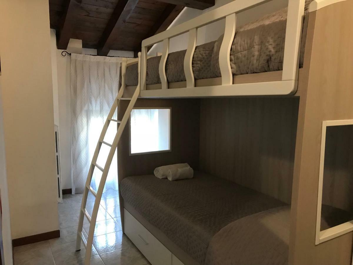 Anfite Apartments Aleardi Peschiera del Garda Ngoại thất bức ảnh