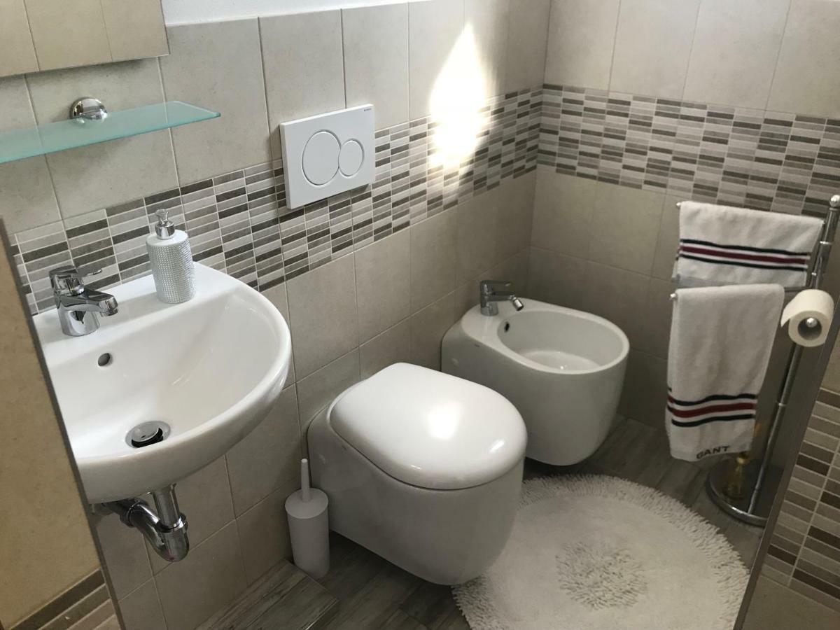 Anfite Apartments Aleardi Peschiera del Garda Ngoại thất bức ảnh